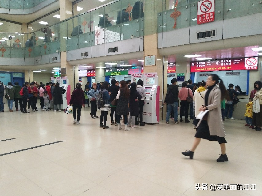 时隔三天再次来到湖北省妇幼保健院，人依然的多，太不容易了！