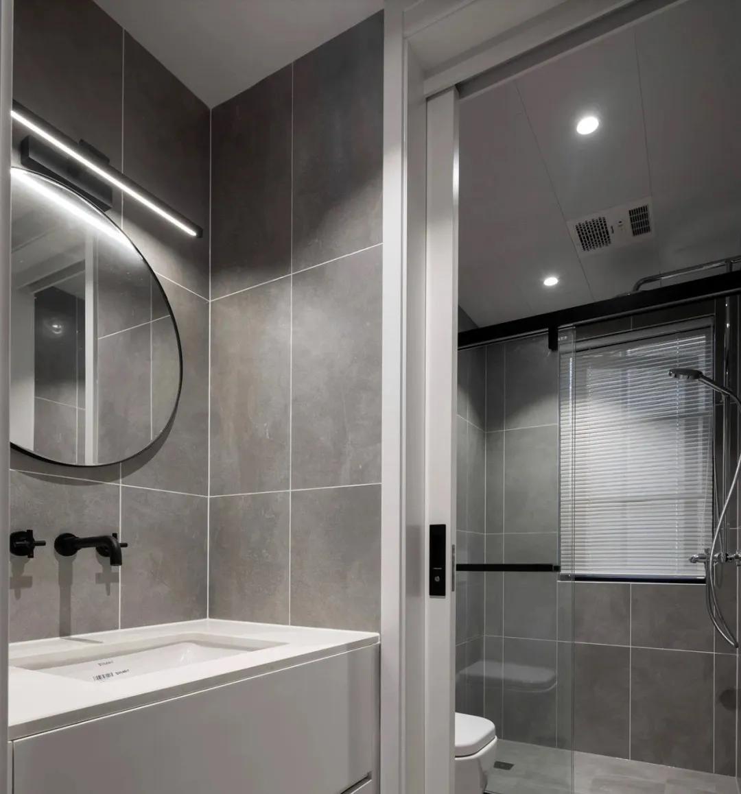 扔掉浴室柜,浴室柜非常难看想扔了