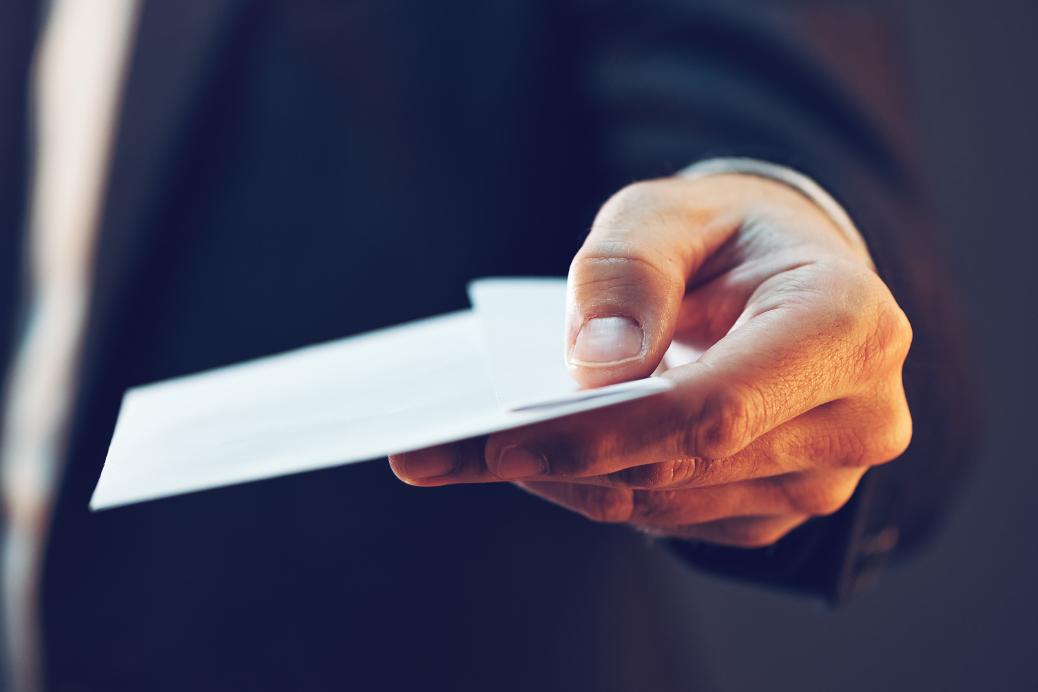 别再只盯着公务员了,我国仅有的3家正部级央企,待遇可好了