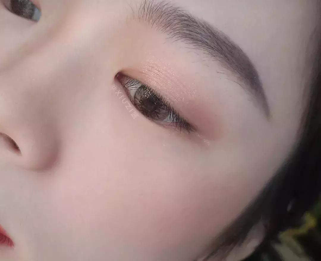 遮瑕高光口红眼影一共多少钱,30块钱的粉底液口红眼影遮瑕