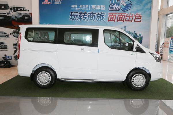 福特全顺2.0t柴油几个油,福特全顺2.0tecoboost汽油发动机