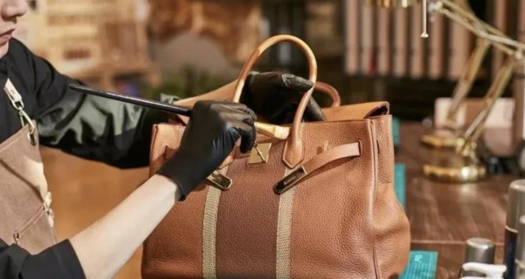 二手奢侈品鉴定哪个平台靠谱,购买二手奢侈品需要注意什么