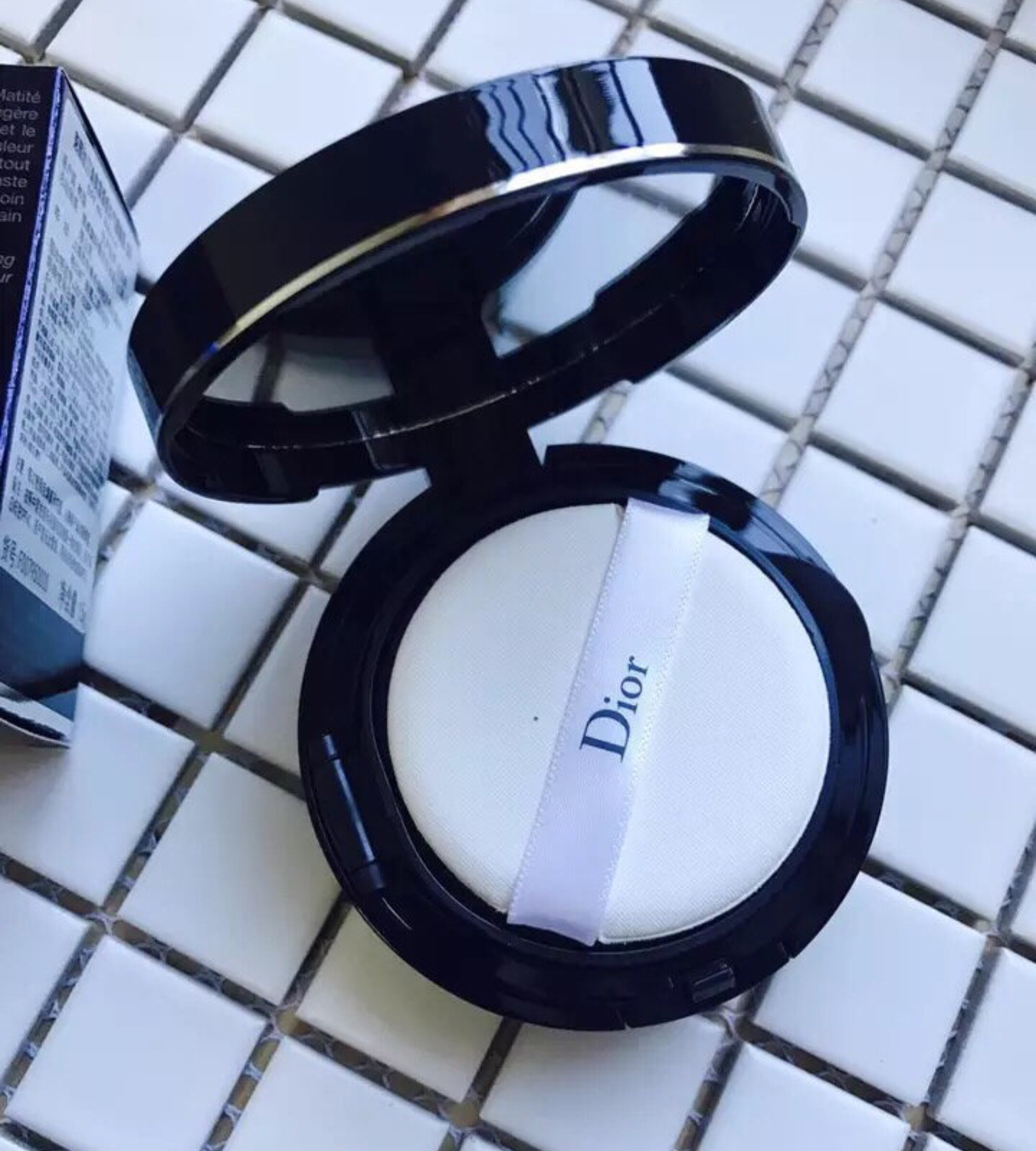 被大家公认的气垫大牌,迪奥阿玛尼圣罗兰气垫推荐哪个