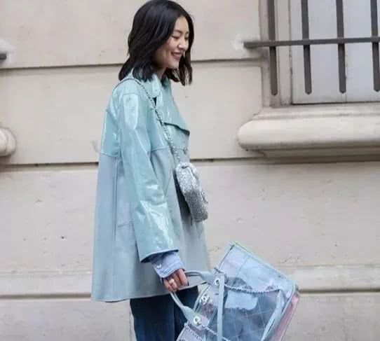 刘雯大包包推荐,刘雯同款豹纹包包