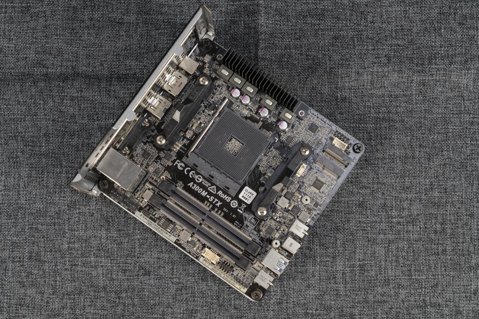 小主机有什么用,小主机实用吗