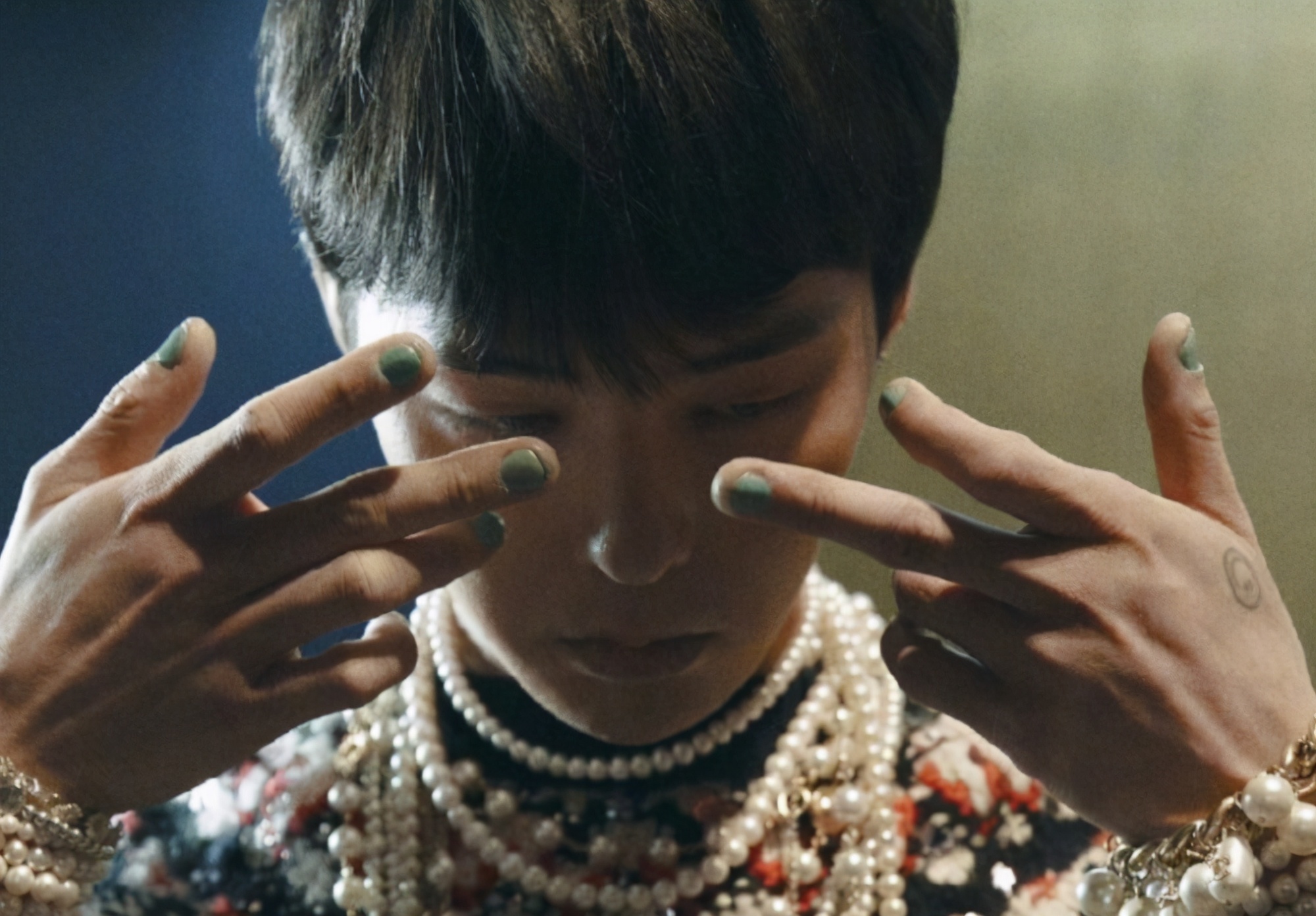 jennie权志龙陈伟霆小松菜奈同框,2014年权志龙李易峰陈伟霆