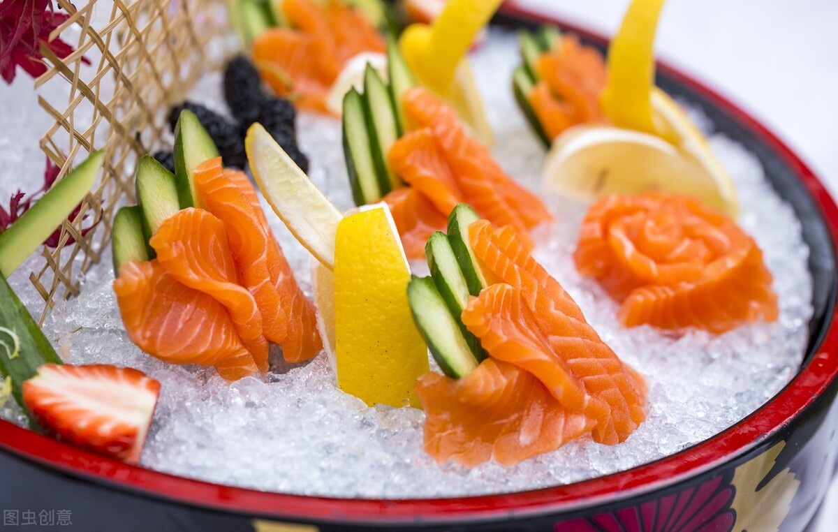 自驾青海沙漠旅游路线攻略,青海七彩丹霞自驾游攻略