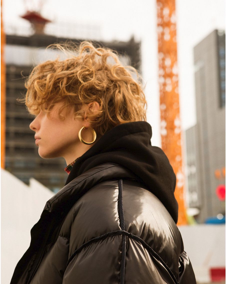 闊╁墽濂充富绌挎惌鍝佺墝,闊╁墽濂宠绌挎惌鍝佺墝