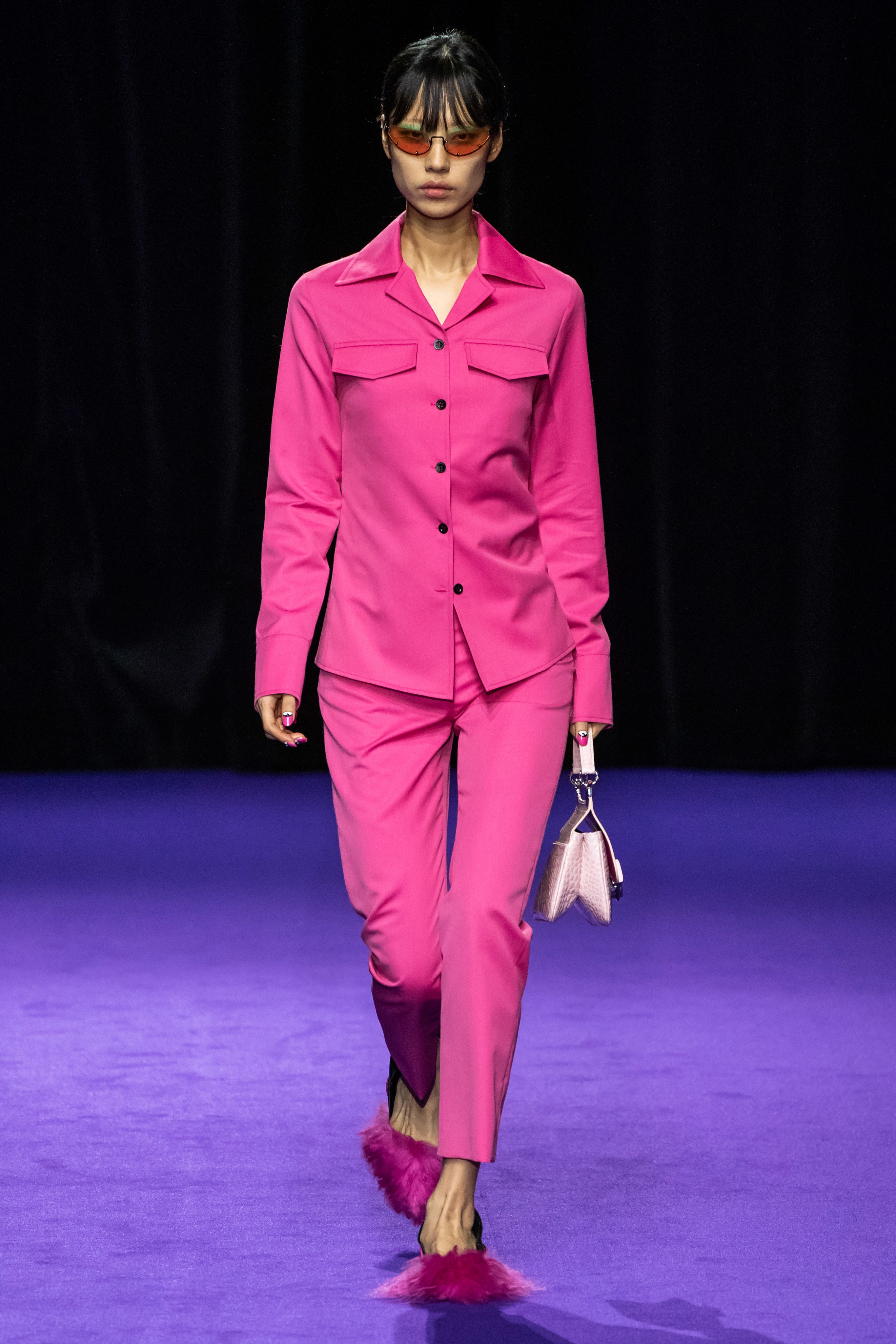 巴黎时装周kenzo,kenzo穿出时尚感