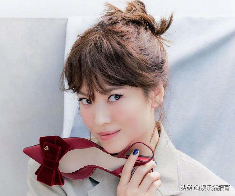 宋慧乔最近状态显老,宋慧乔晒自拍瘦到脸颊凹陷