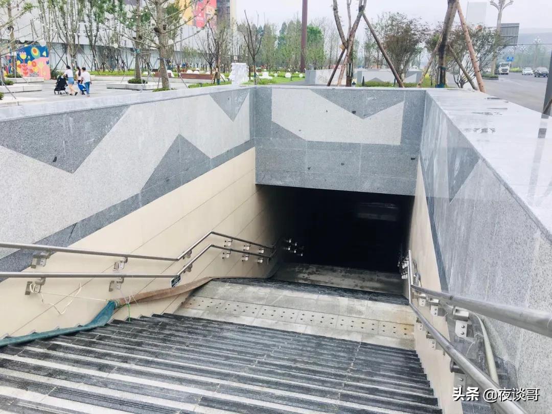 天府大道北延线有红绿灯吗,天府大道北延线改造后有红绿灯吗