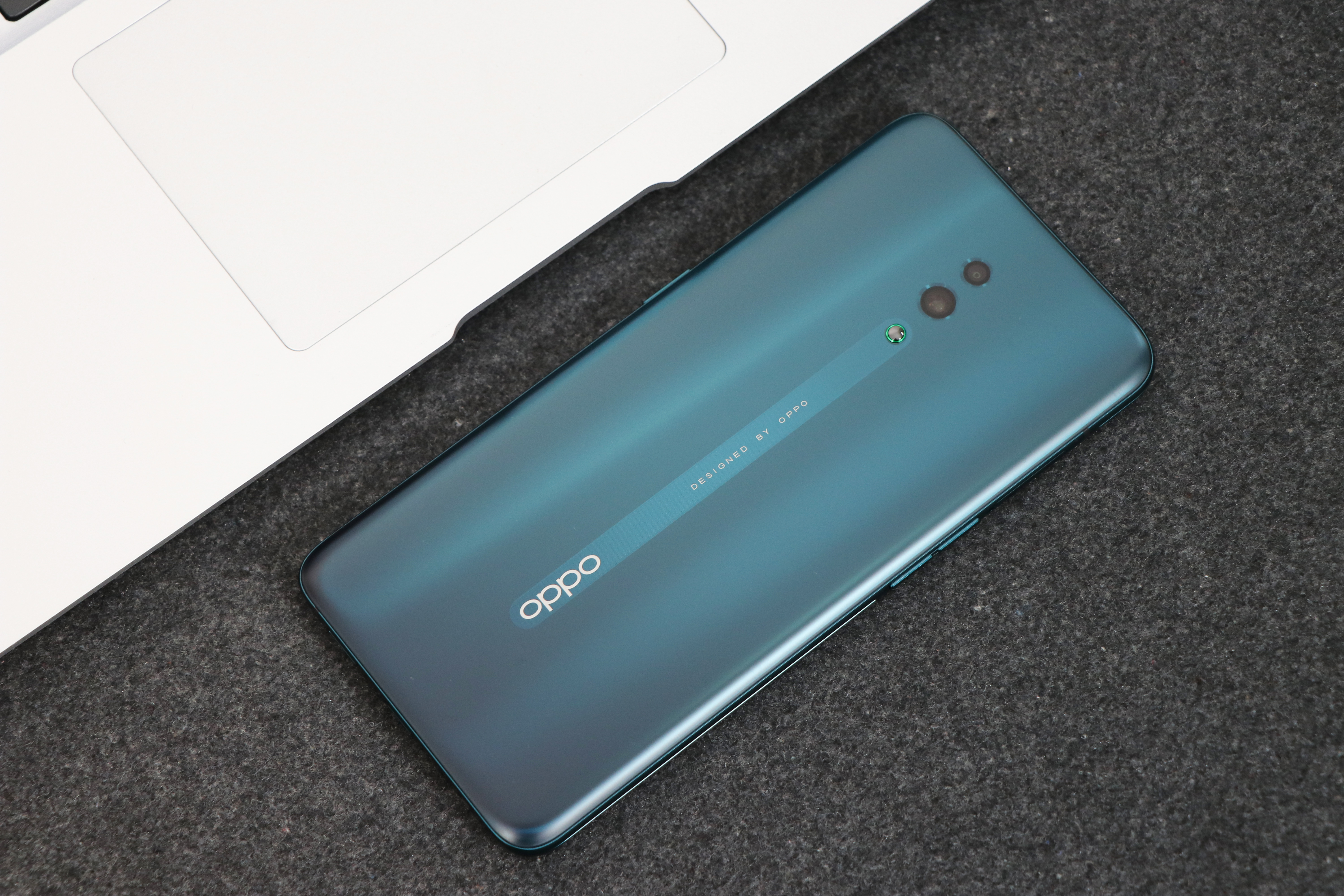 oppo不同价位性价比最高手机,opporeno2和opporeno2z哪个好