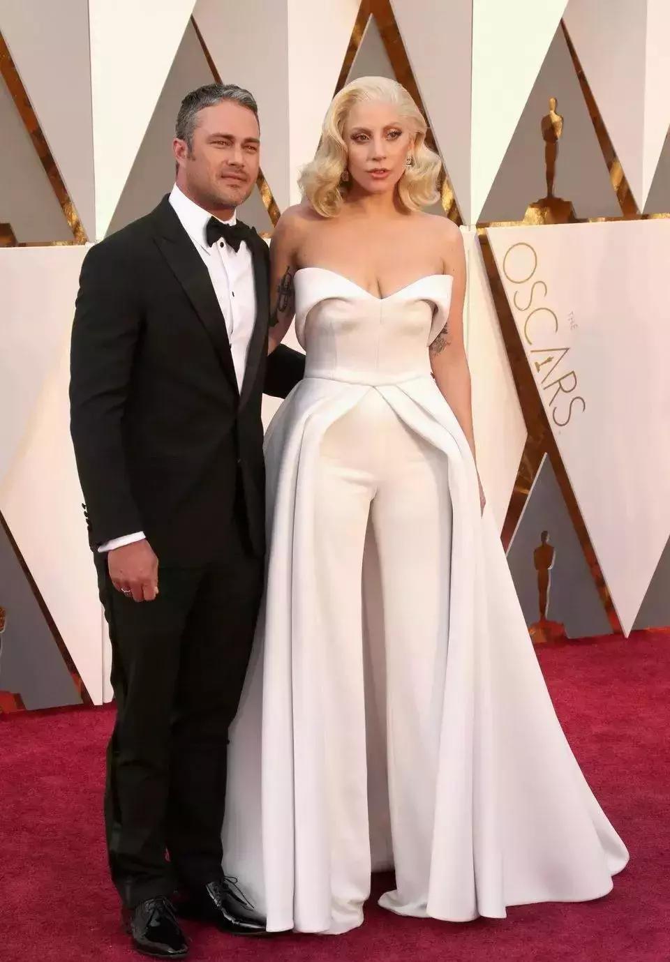 ladygaga2018杂志,ladygaga或许才是最后的赢家