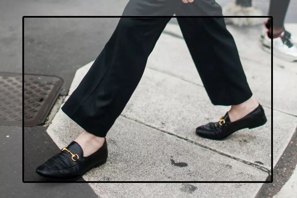 秋季小白鞋百搭款,潮流百搭小白鞋舒适不累脚的皮鞋