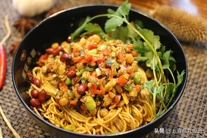 重庆最好吃人气最高的重庆小面,别具一格的重庆