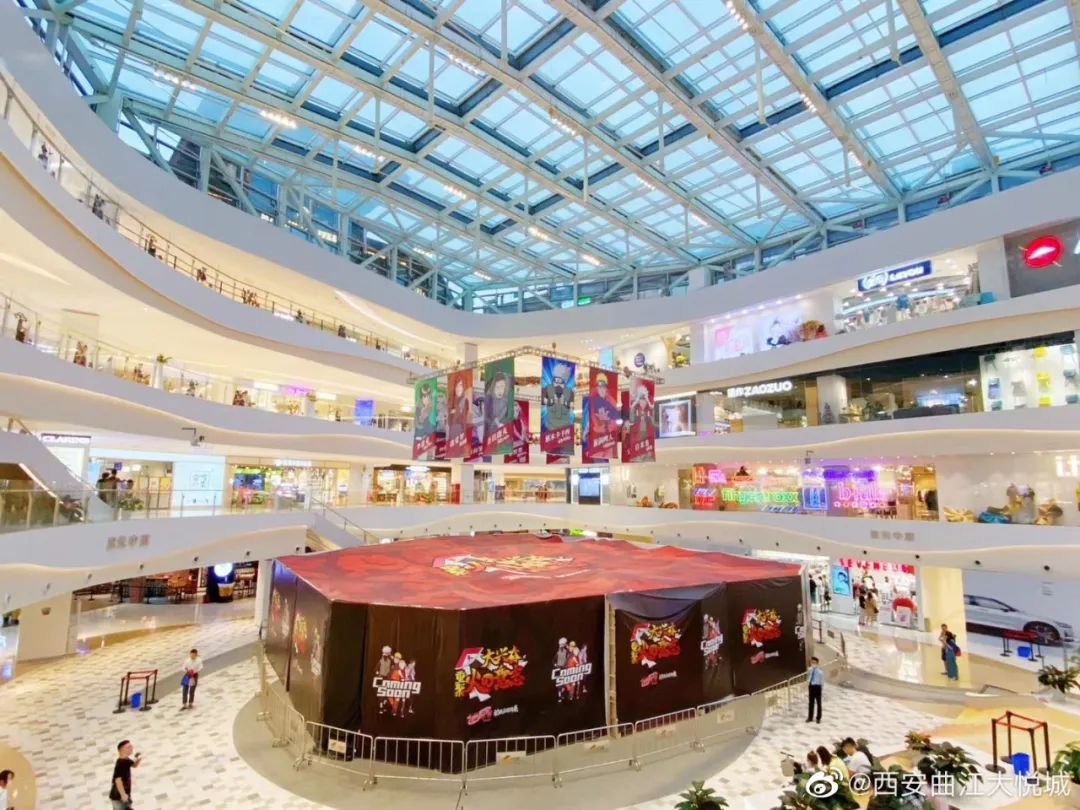 沿着地铁线逛商场，我吹了一天空调~