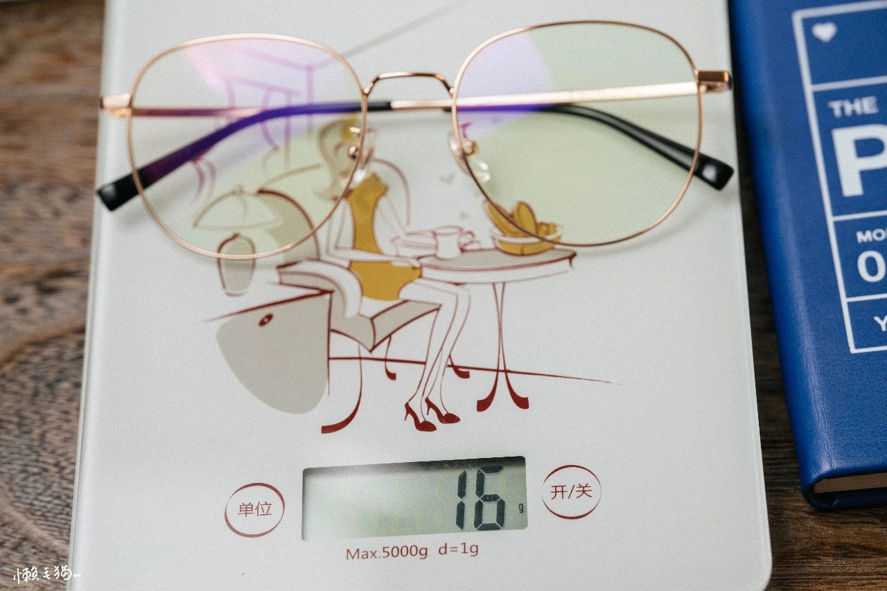 天天看电脑眼睛越来越小怎么办,整天看电脑眼睛很模糊怎么办