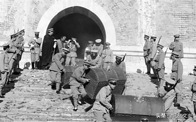 孙殿英盗墓之后把慈禧尸体弄哪了,孙殿英为何要把慈禧的尸体扔出来