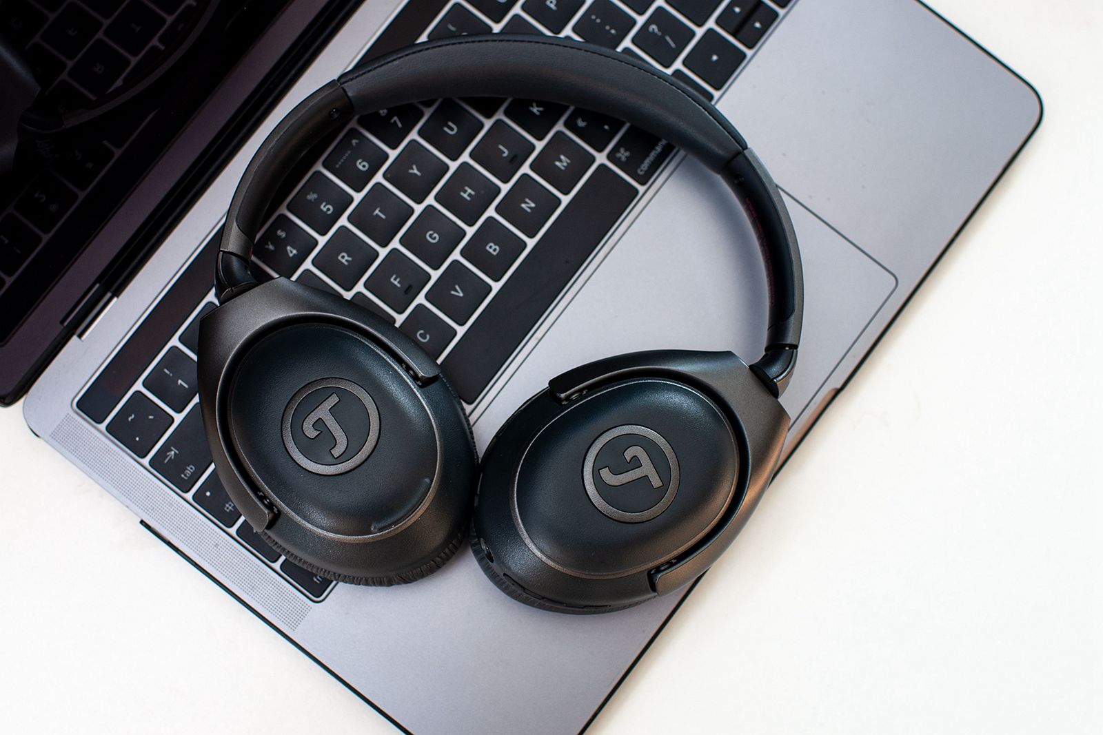 7大冷门主动降噪头戴耳机盘点,最便宜仅售199,高端的比索尼厉害