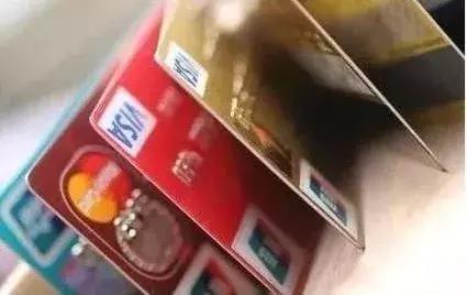 注意2022年银行发生的这几个变化,注意这些银行卡将被销户