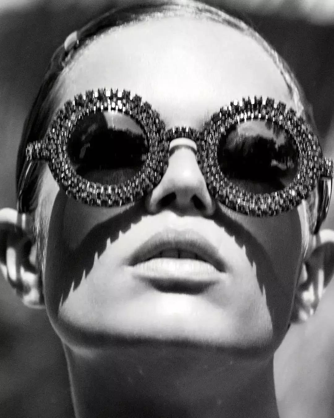 气场十足的墨镜,配墨镜气场超强大