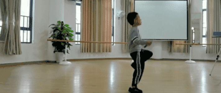小学生跳绳学习,教孩子跳绳的心酸