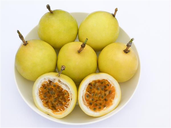 百香果饮料如何制作在冰箱保存,百香果用玻璃罐装可以保存多久