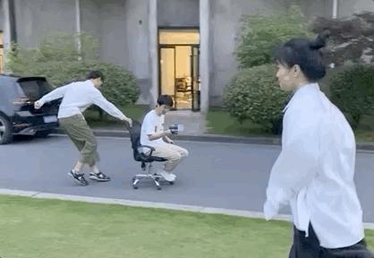 手机稳定器使用方法和技巧图文,新手手机稳定器怎么拍得稳