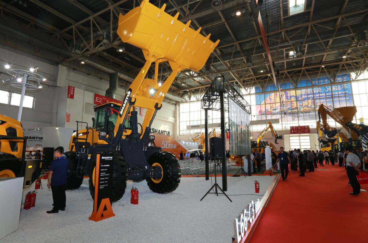 最新款山推装载机,新款山推装载机