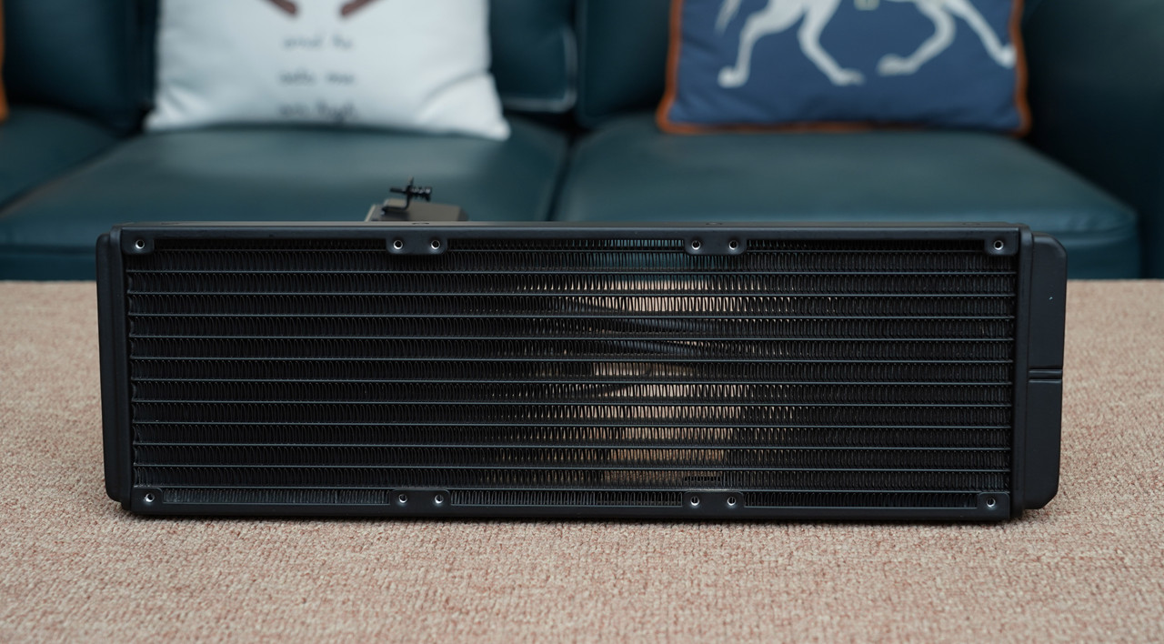 华硕z590吹雪支持3090吗,华硕z590-p和z590plus对比