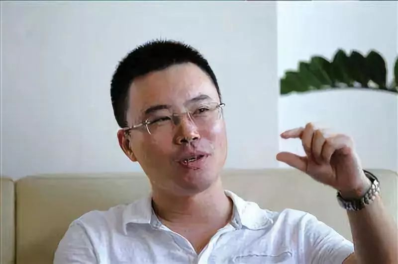 30年互联网，Foxmail、快播、人人网的“死亡”样本