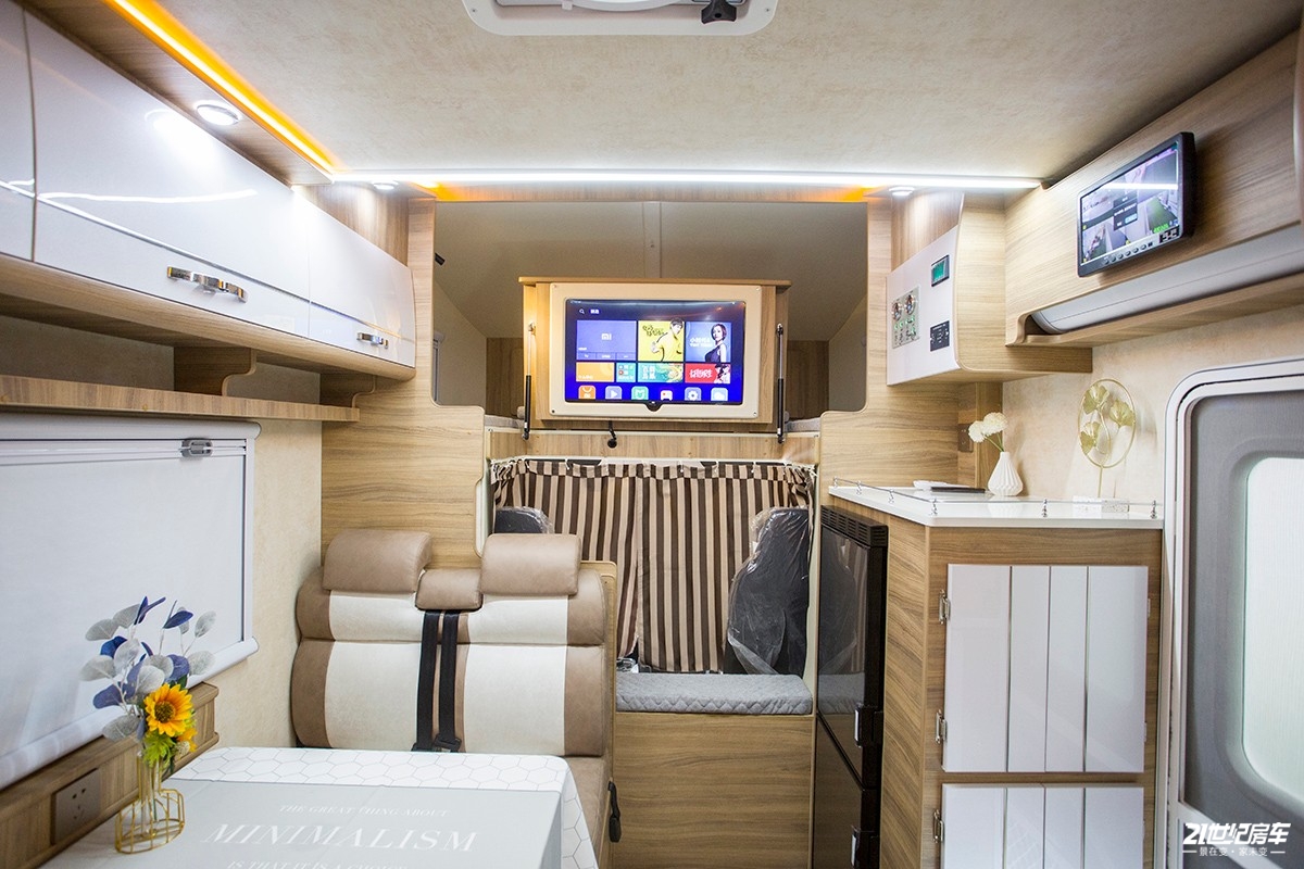 上汽跃进h300轻卡房车详解,上汽跃进h300和h500的区别