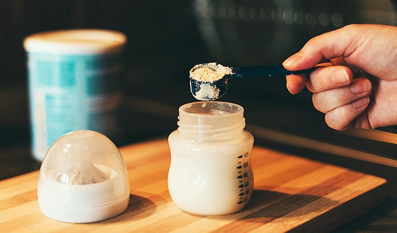 奶粉勺子为什么有个洞,奶粉勺子有个洞是怎么回事