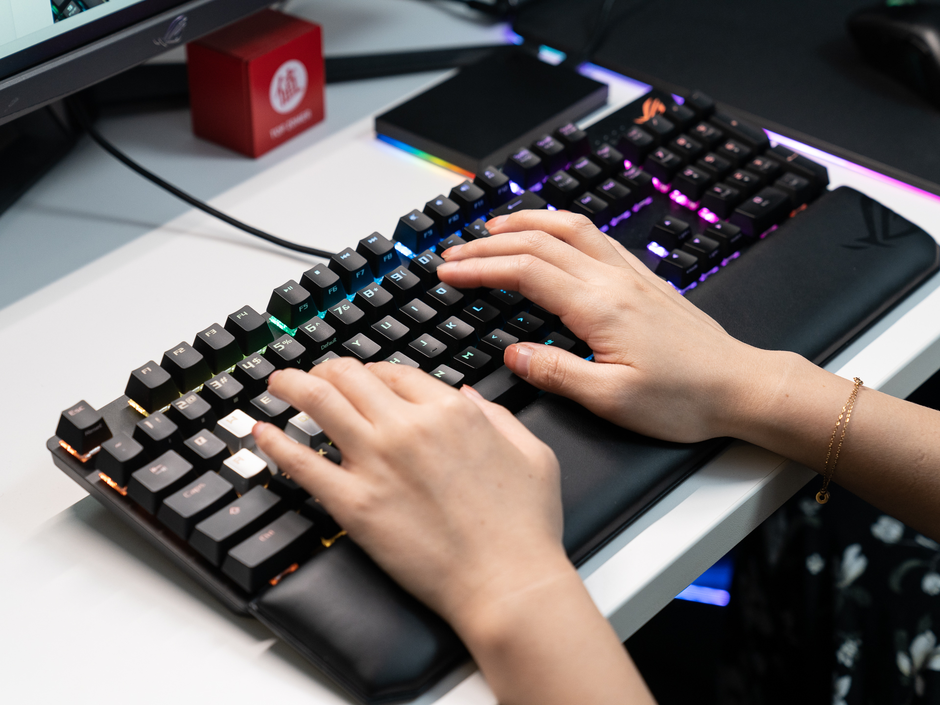 游戏桌面推荐好物,信仰桌面软件