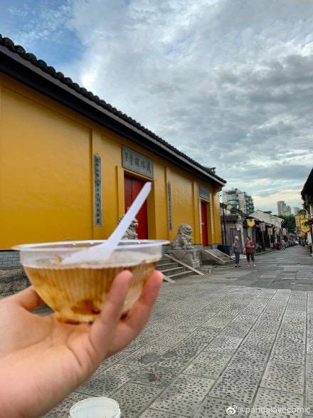 比冰棍养生,比奶茶解暑,三伏天的Q弹爽滑都在这碗中