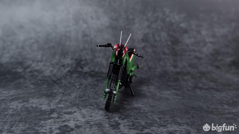 假面骑士blackrx是蝗虫吗,假面骑士black战斗蝗虫