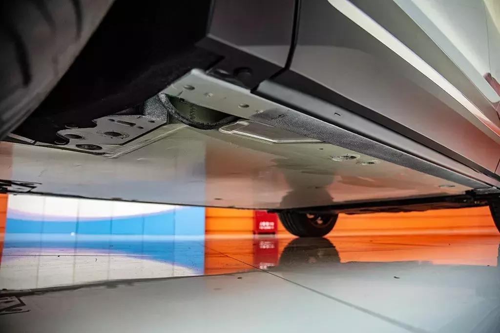 续航里程超过2000公里的燃油suv,12万元混合动力续航600kmsuv