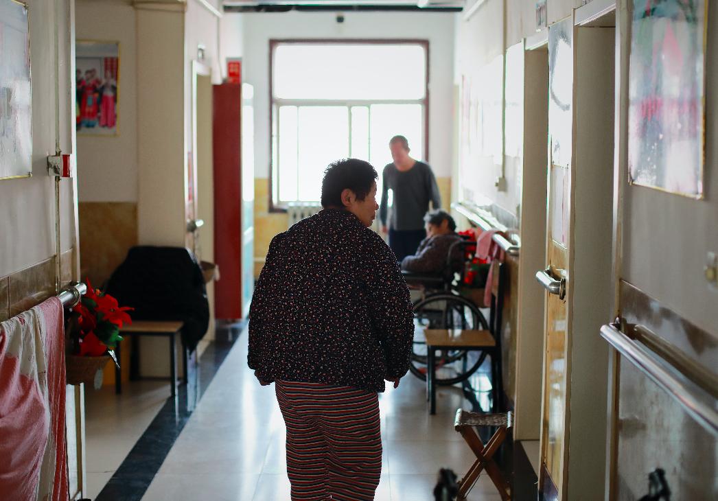 国产纸尿裤背后的故事,70万片成人纸尿裤背后的孤独人生