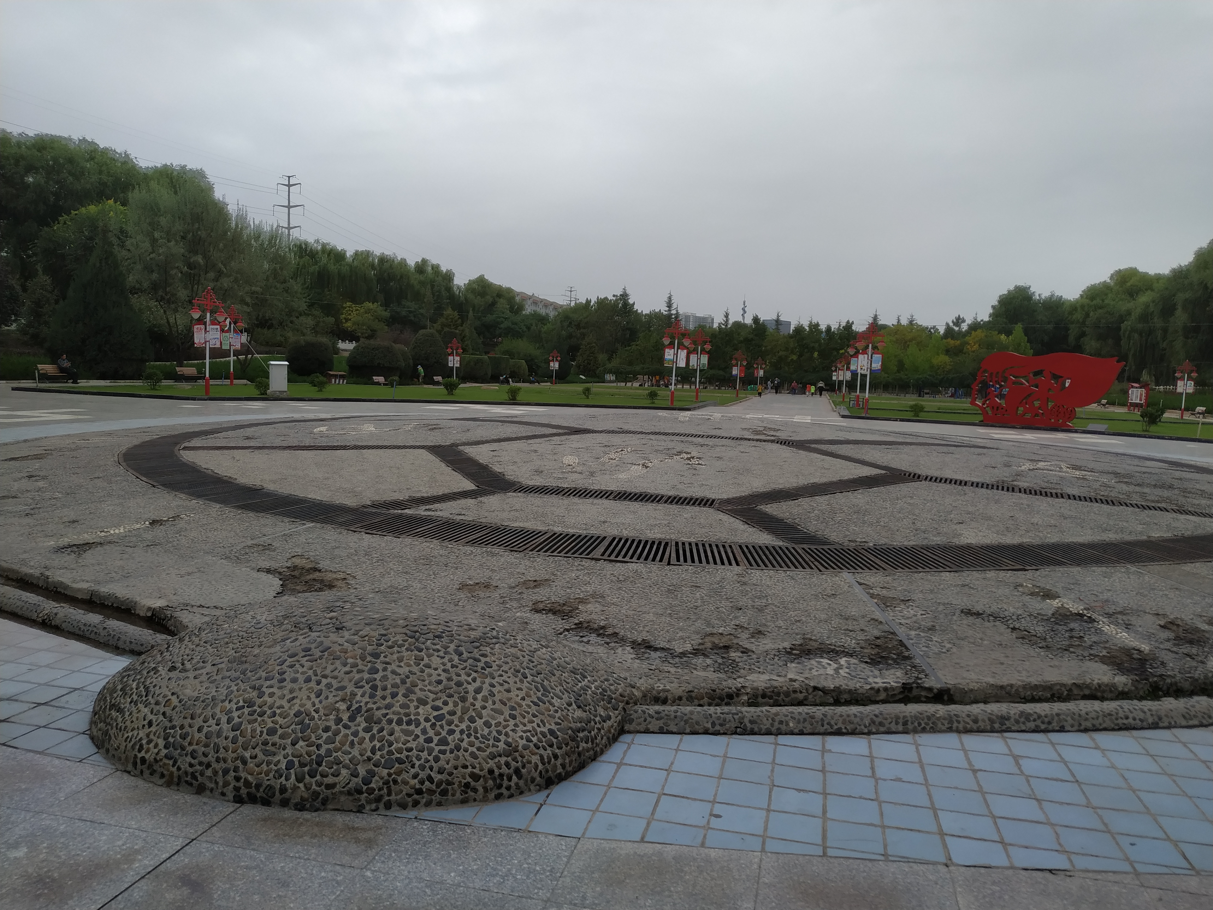 七里河百合公园地址,七里河旁边的公园