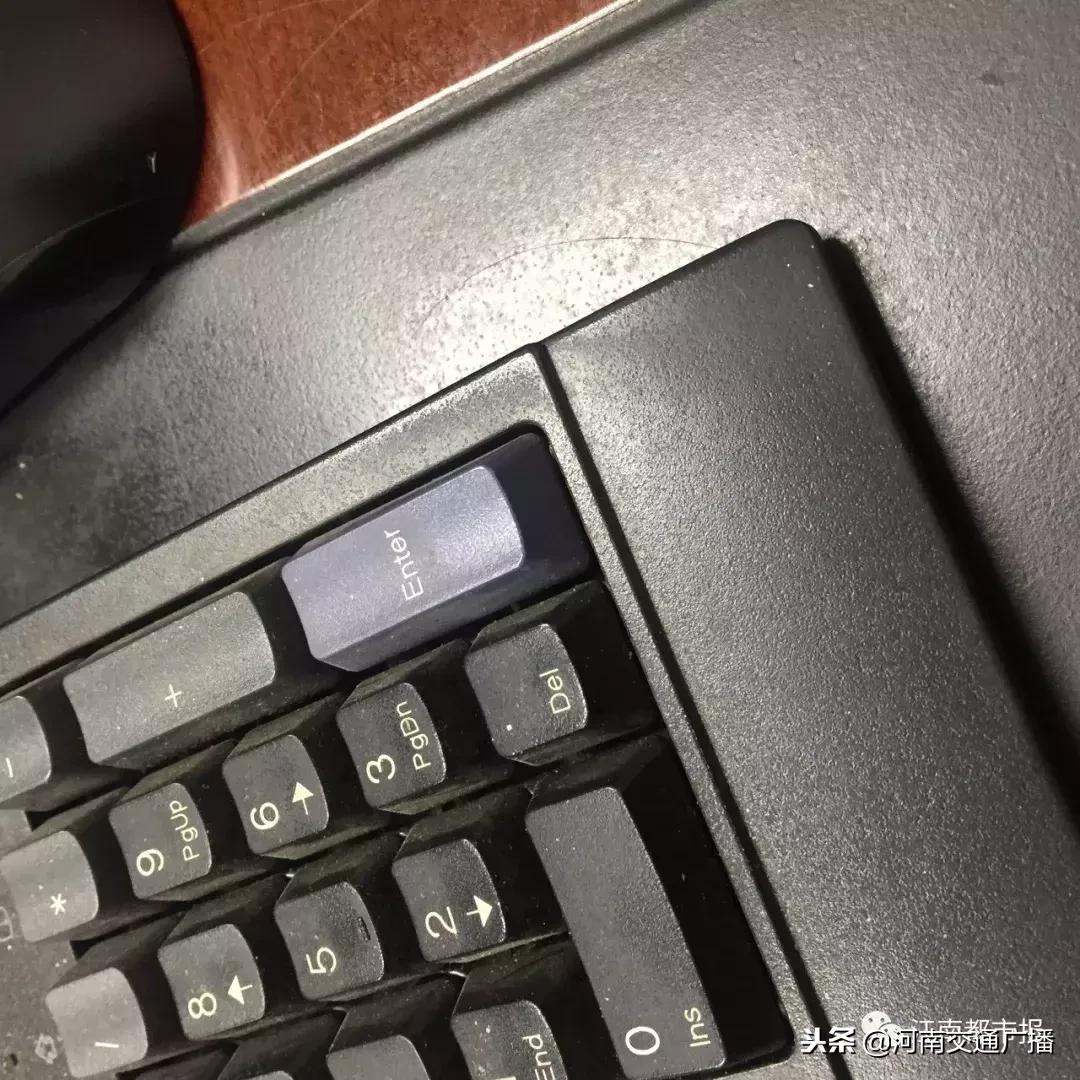 大家手机付款的时候一定要多注意,用手机付账的时候一定要注意安全