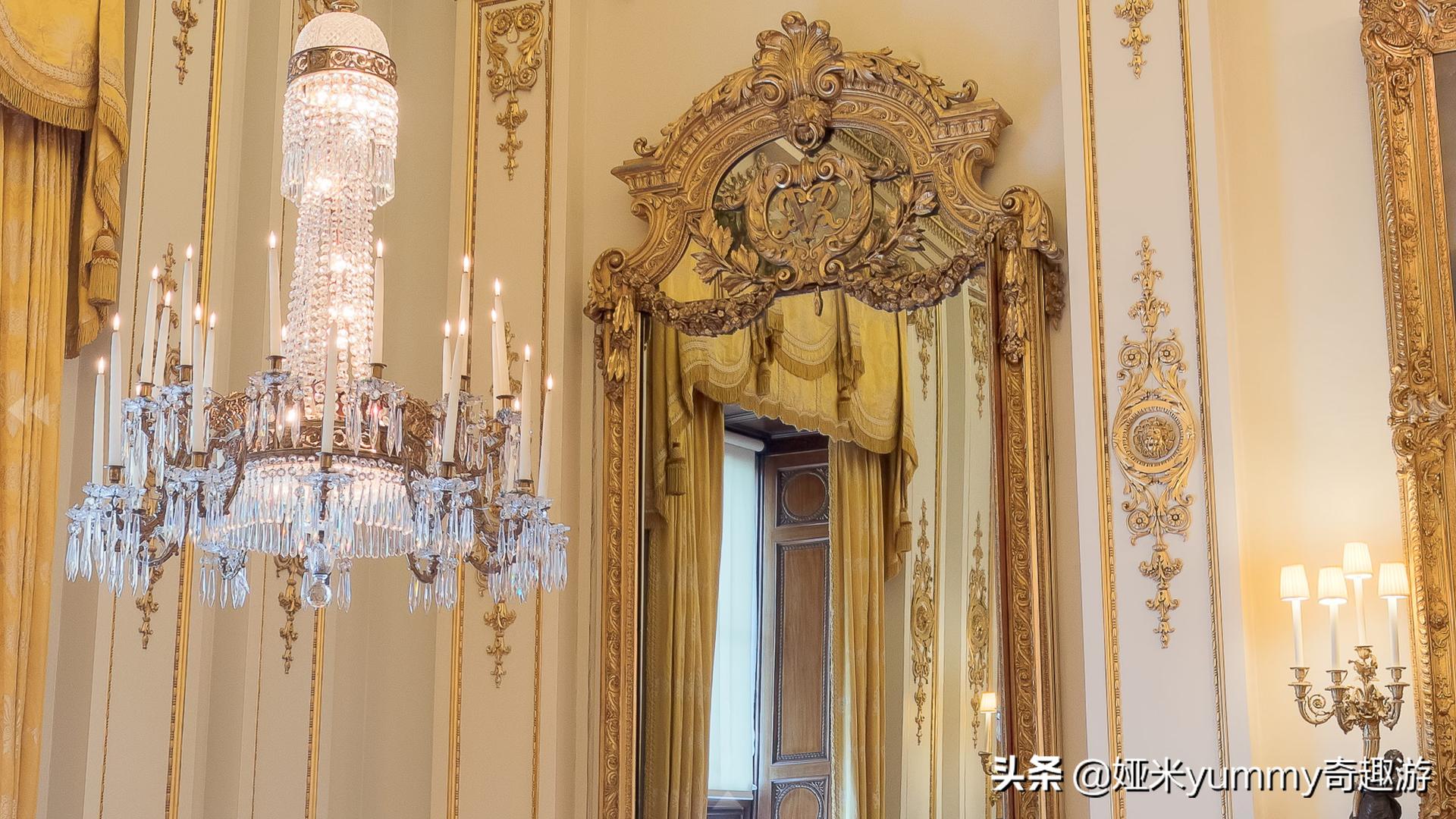 白金汉宫是女王的宫殿吗,伊丽莎白二世白金汉宫阳台