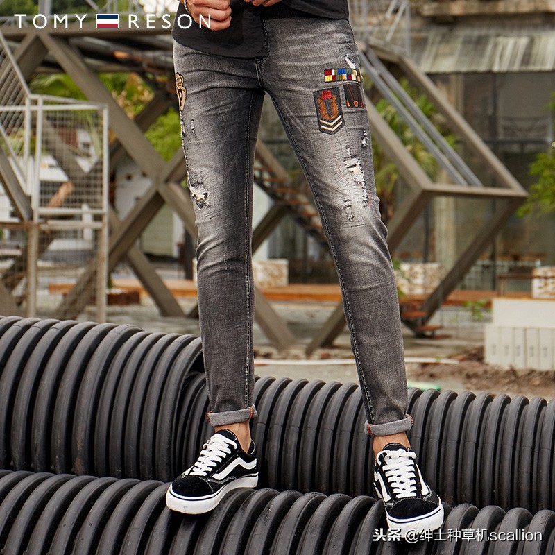 20世纪70年代在设计师未涉足牛仔领域时,只有三家牛仔裤生产商