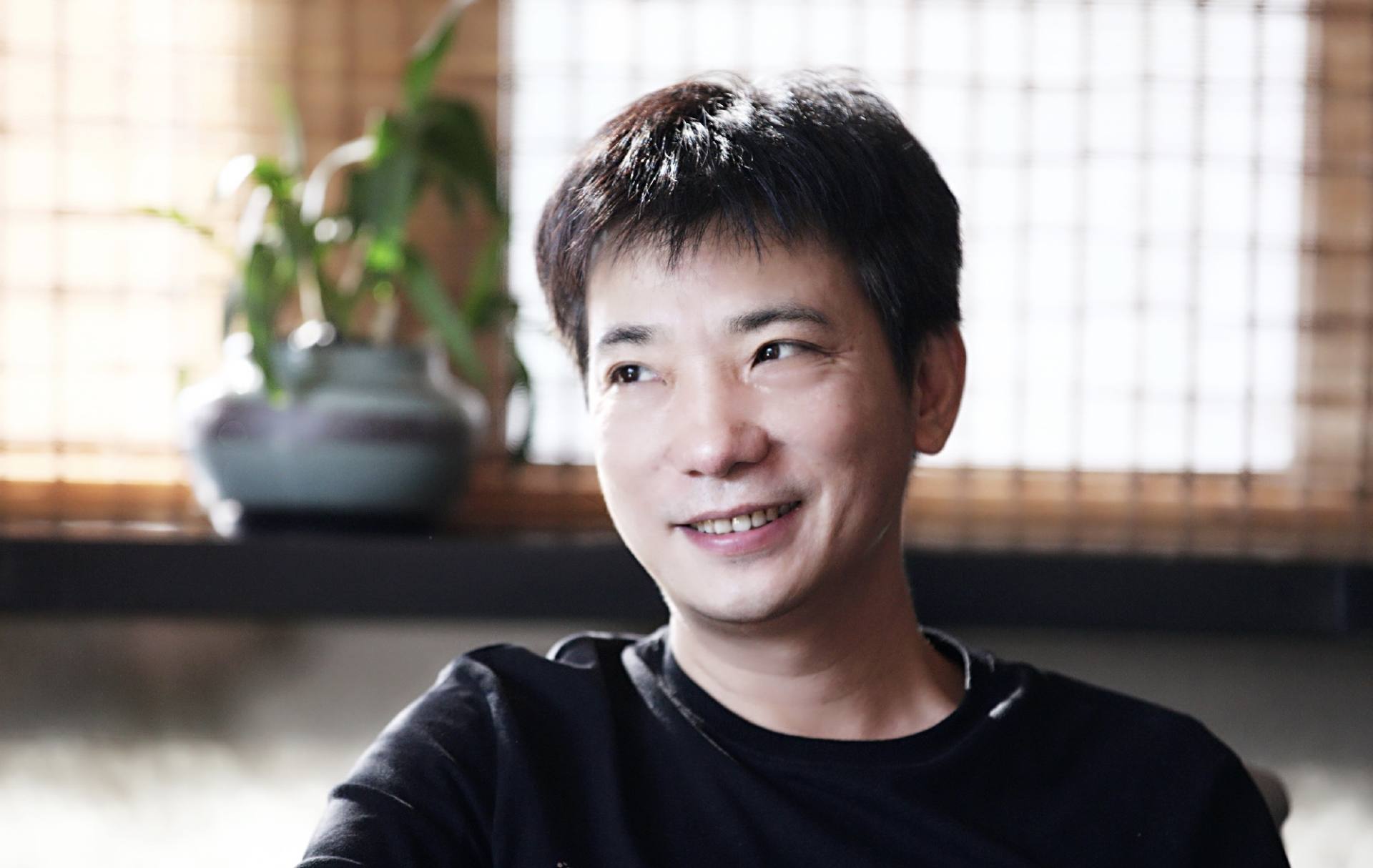 农村穷小子靠努力混成公司老板,穷小子靠炒股逆袭