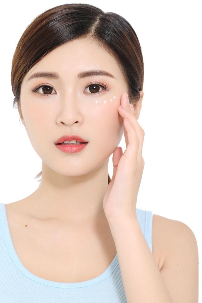 眼袋黑眼圈再见！一维生活离子美目仪让双眼随时做SPA