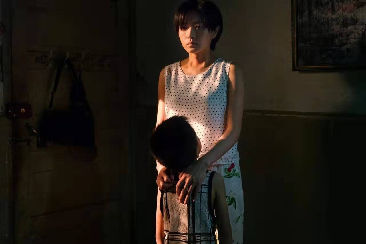 南方车站的聚会胡歌包扎,南方车站的聚会胡歌经典片段