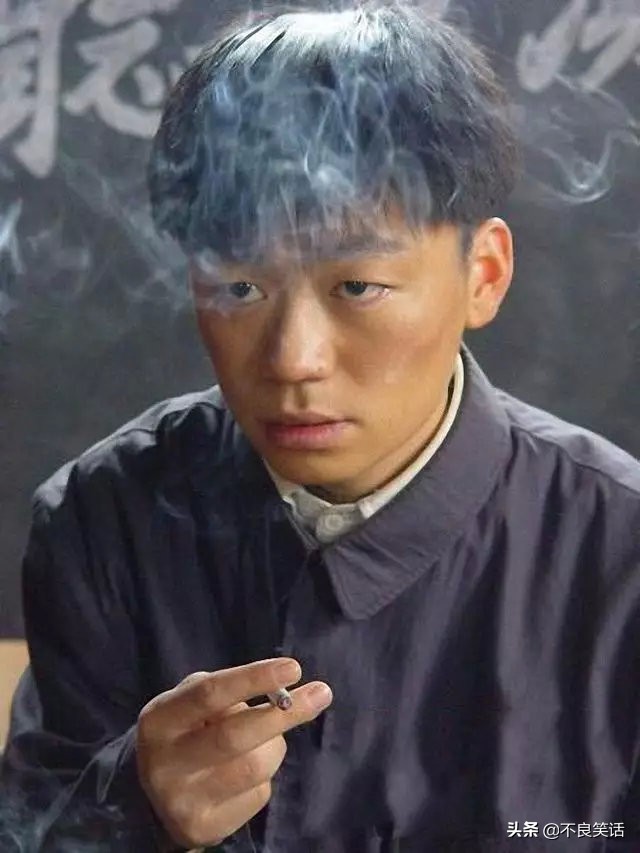 马云郭德纲岳云鹏王宝强的经历,岳云鹏王宝强郭德纲马云成长史