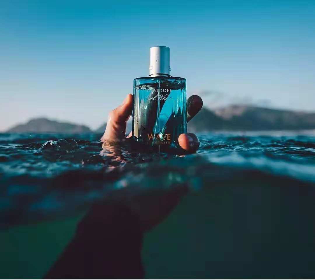 圣诞节送男士什么香水好,圣诞节适合送女友的香水