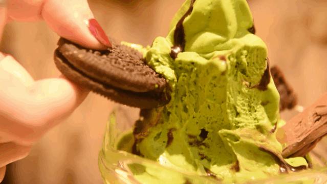 hellokitty鎺㈠簵绌胯。,hellokitty鑻卞浗浼︽暒閮婂灏忛晣