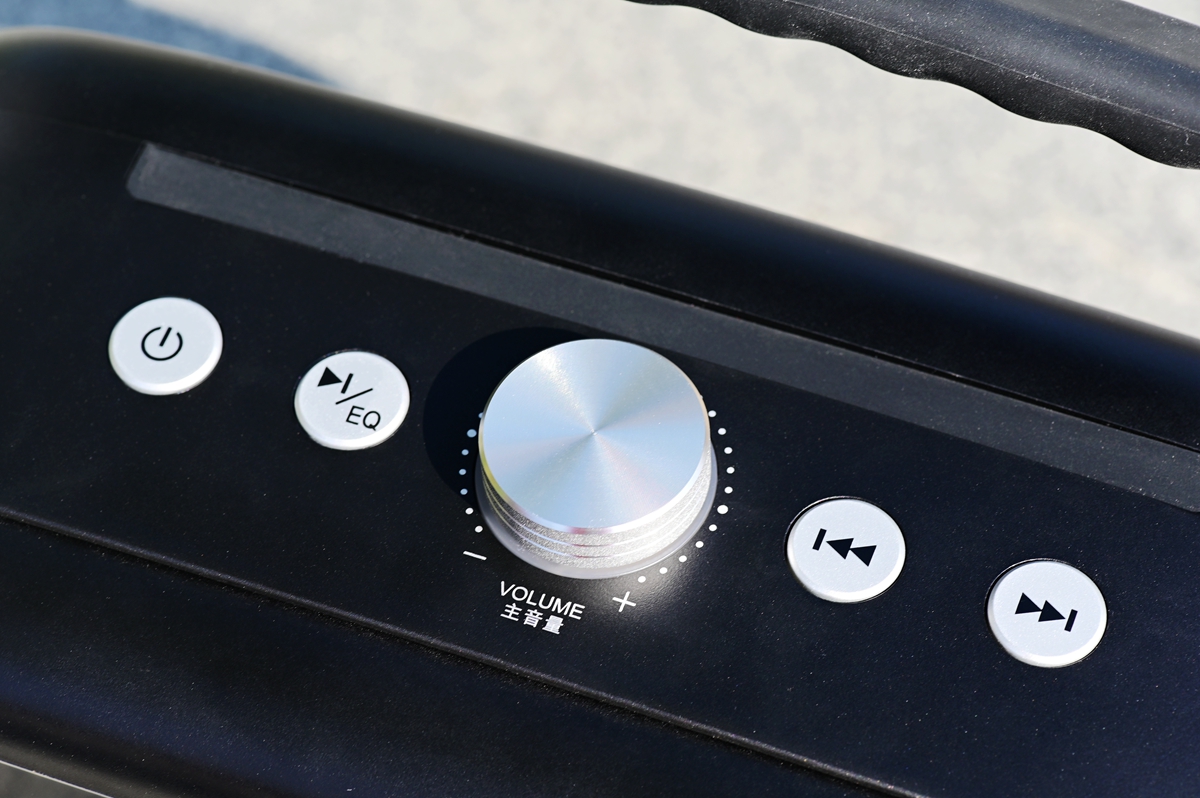 歌神就要秀出来，户外K歌好帮手，维妙K9三分频音箱上手体验