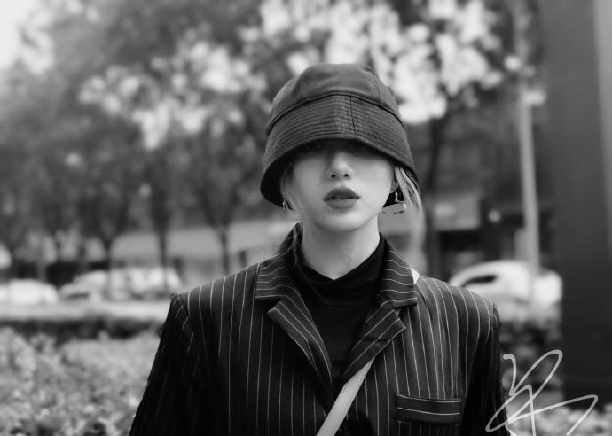 25岁“泳坛美少女”,不仅是世界冠军,也是美妆达人、动漫coser